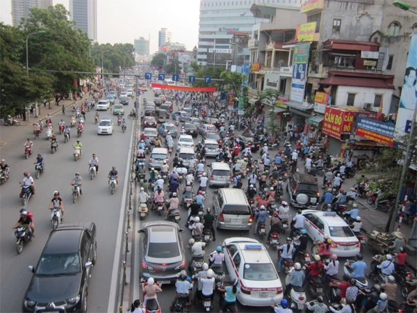 Muốn vào trung tâm Hà Nội và Tp.Hồ Chí Minh phải nộp phí